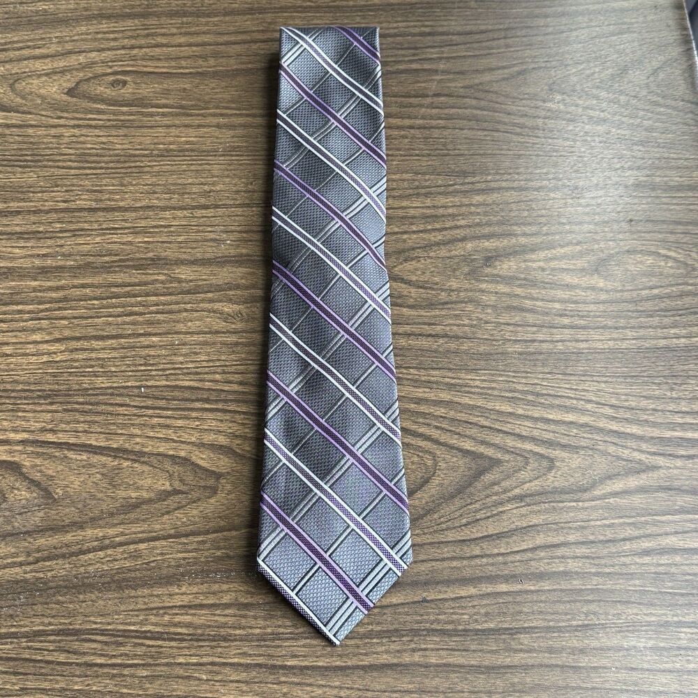 Pronto Uomo Men's Neck Tie 100%‎ Silk Purple and Black Classic 60"